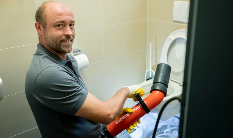 Kanal- und Rohrreinigung Bad Füssing  - WC verstopft
